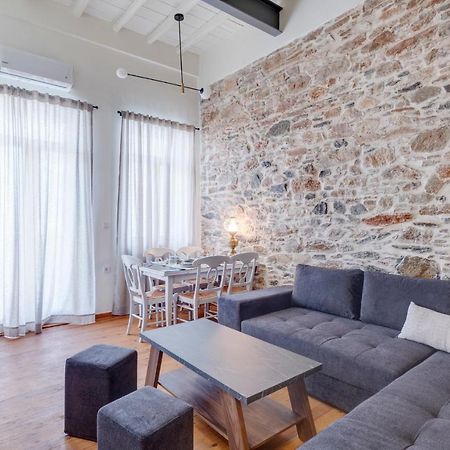 The Heart Of Syra - Your Home In Ermoupolis Exterior photo