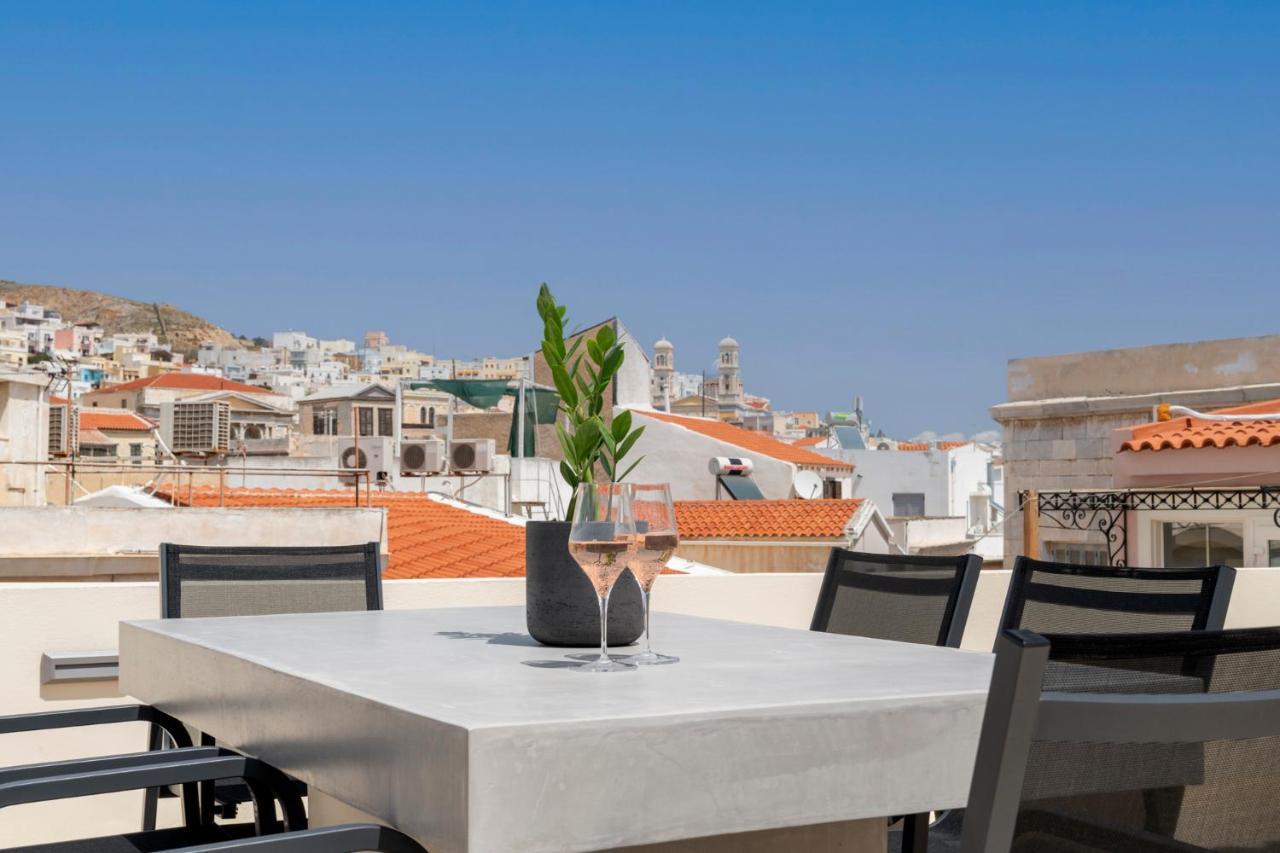 The Heart Of Syra - Your Home In Ermoupolis Exterior photo