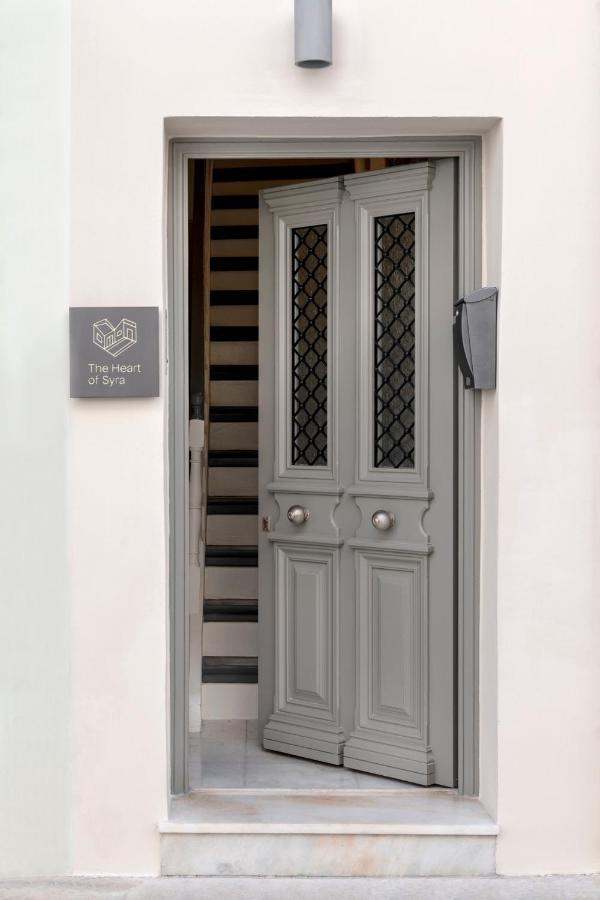 The Heart Of Syra - Your Home In Ermoupolis Exterior photo