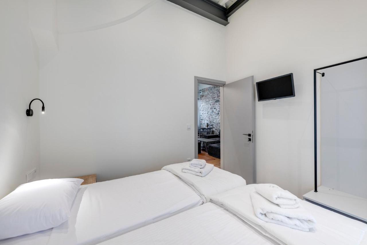 The Heart Of Syra - Your Home In Ermoupolis Exterior photo