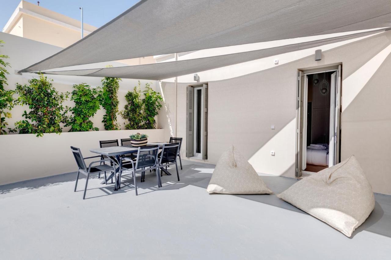 The Heart Of Syra - Your Home In Ermoupolis Exterior photo