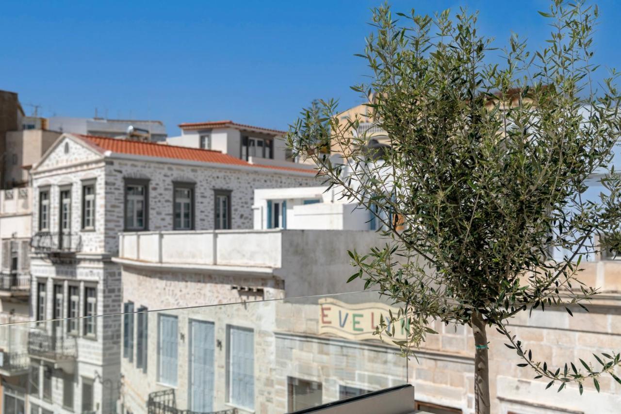 The Heart Of Syra - Your Home In Ermoupolis Exterior photo