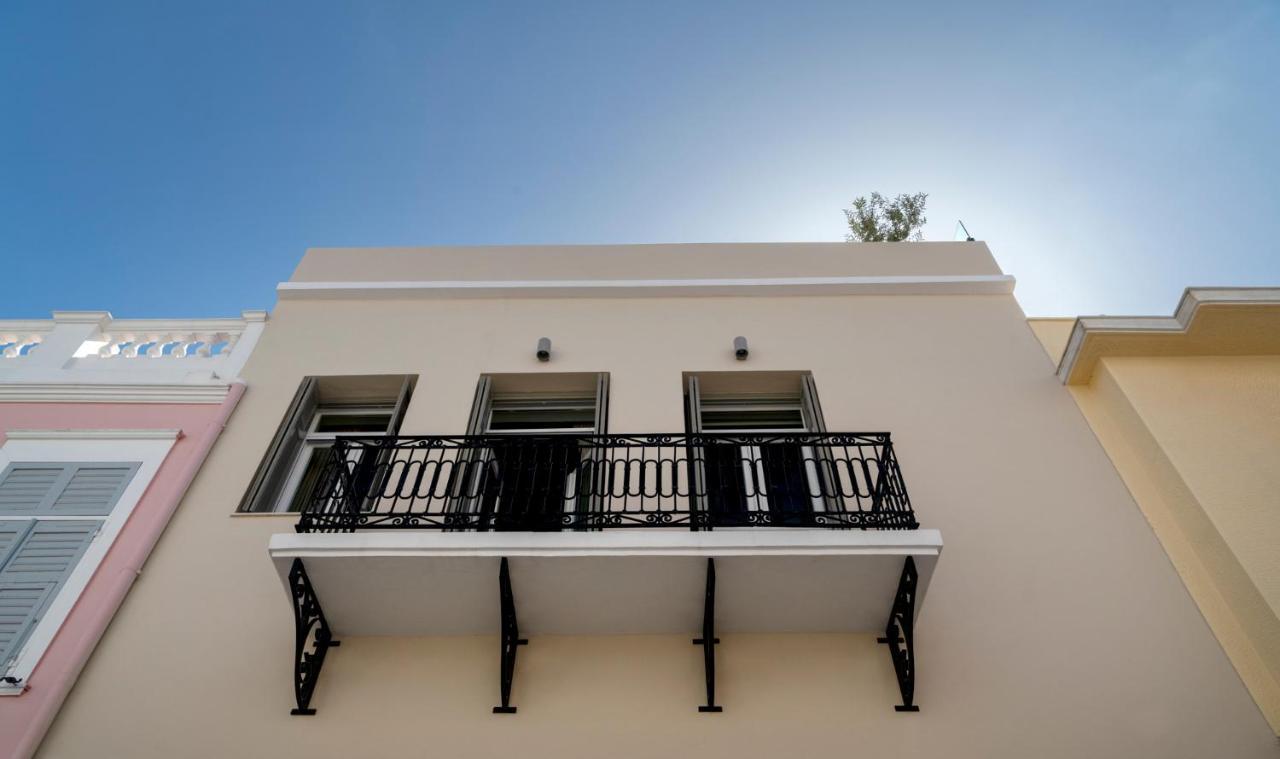 The Heart Of Syra - Your Home In Ermoupolis Exterior photo
