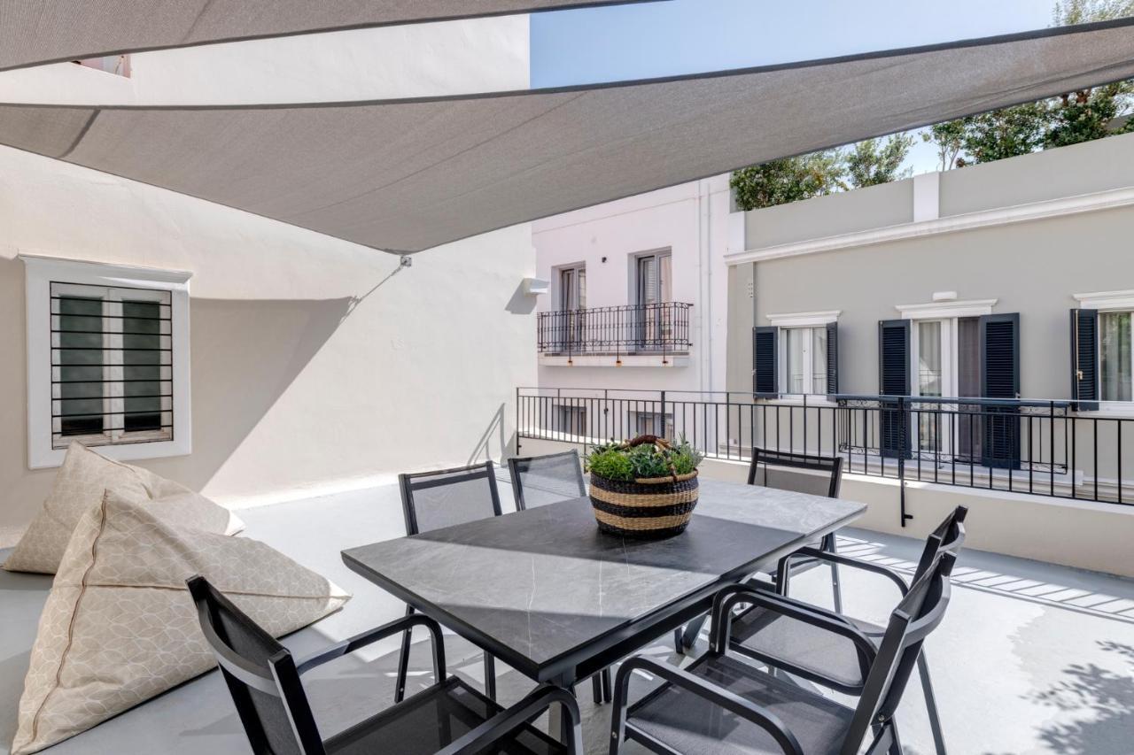 The Heart Of Syra - Your Home In Ermoupolis Exterior photo