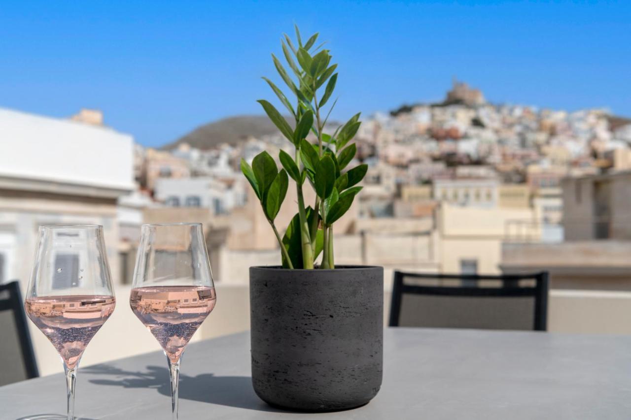 The Heart Of Syra - Your Home In Ermoupolis Exterior photo