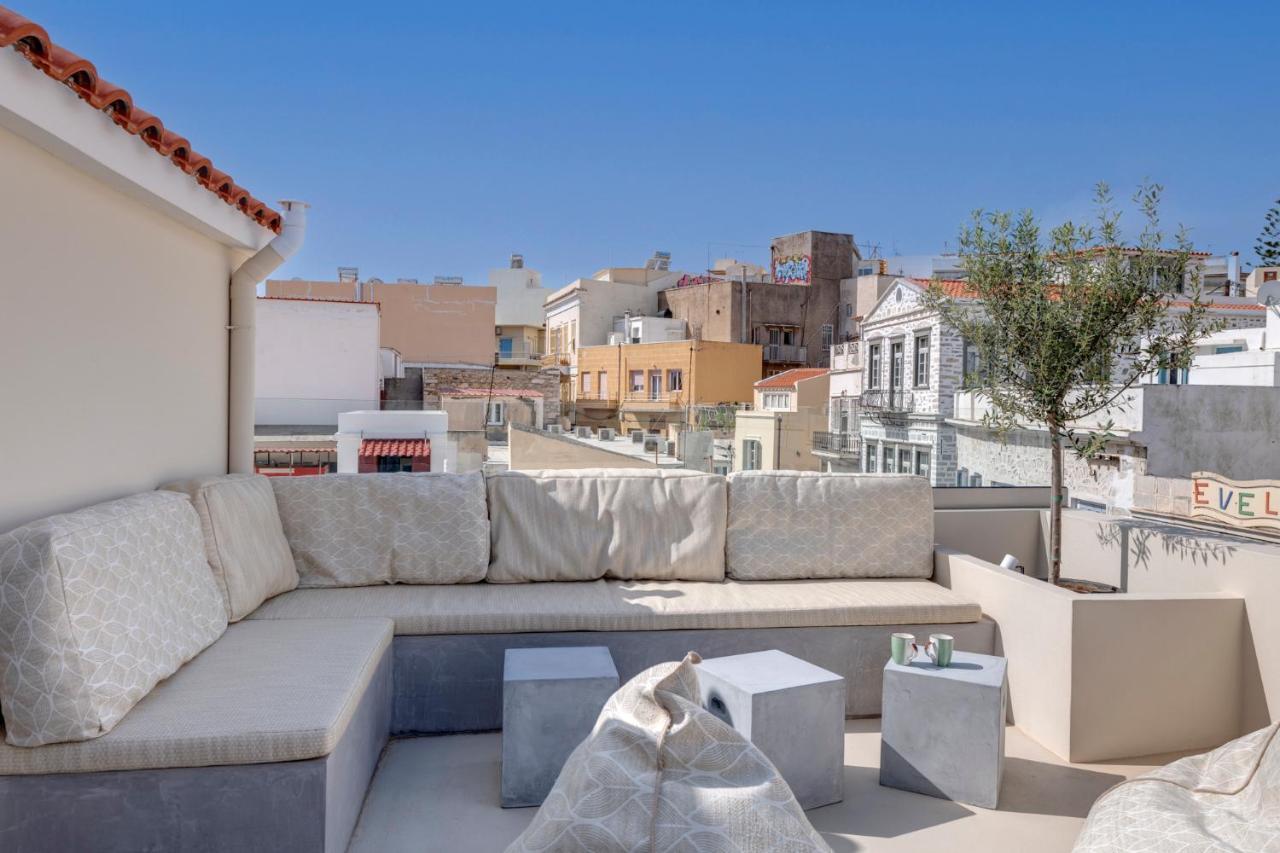 The Heart Of Syra - Your Home In Ermoupolis Exterior photo
