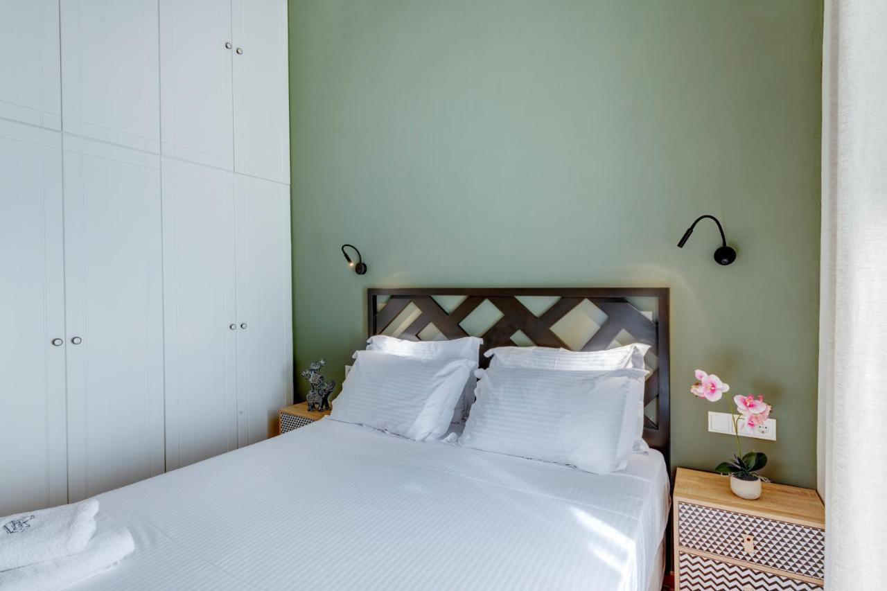 The Heart Of Syra - Your Home In Ermoupolis Exterior photo