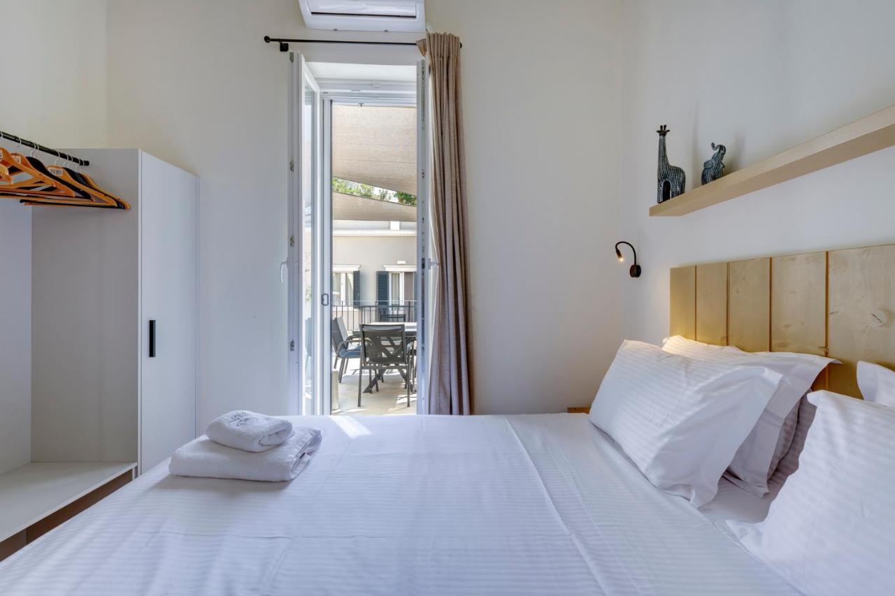 The Heart Of Syra - Your Home In Ermoupolis Exterior photo